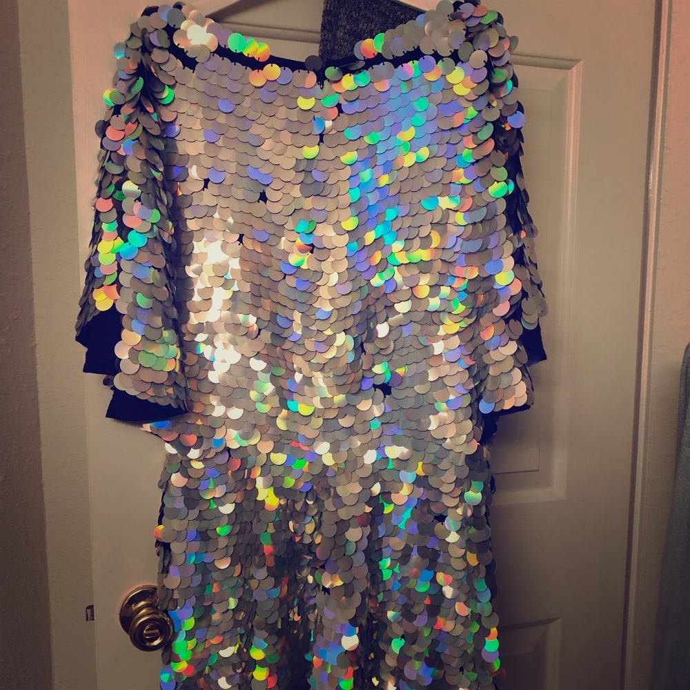 Rosa bloom mella capesuit